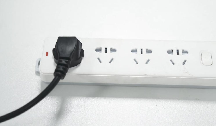 Connect the other interface to the power socket